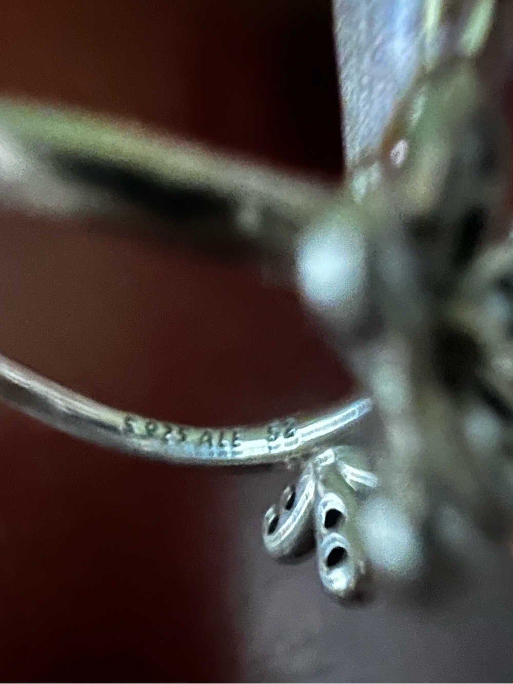 Pandora Dazzling Daisies Silver Floral Stackable Ring Set with Clear Accents - Picture 2 of 5